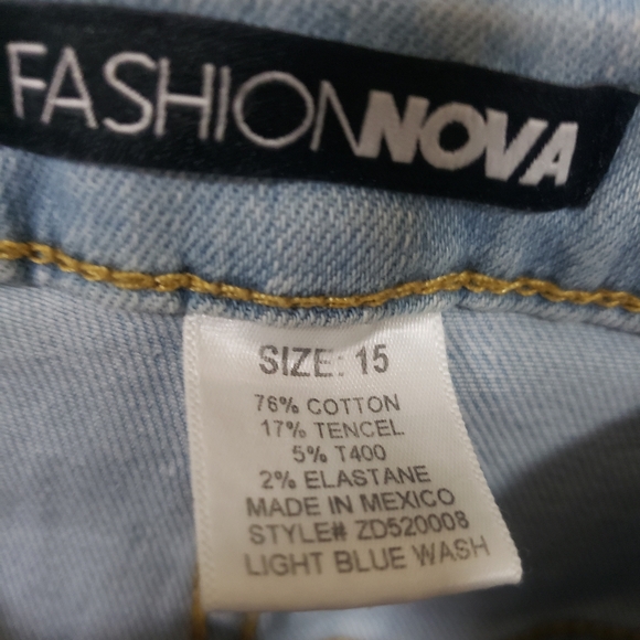 Fashion Nova size 15 2 tone flare Jeans. - Picture 3 of 4